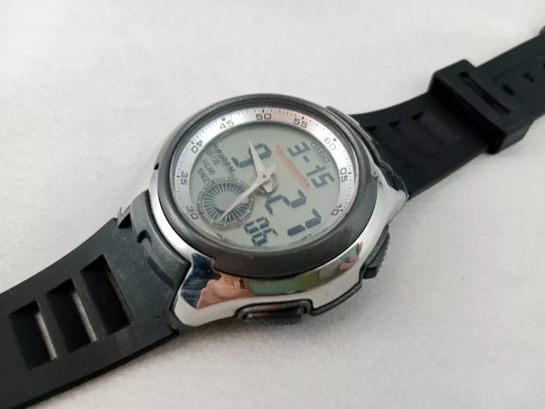 ZEGAREK CASIO AQ-160