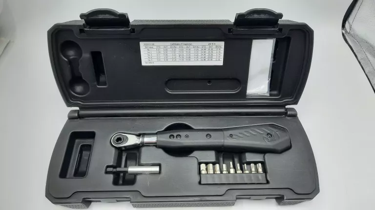 CYFROWY KLUCZ DYNAMOMETRYCZNY PRO PRTL0082