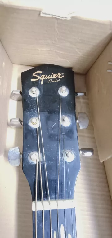 gitara-fender-sa-105-rodzaj-pudla-inny