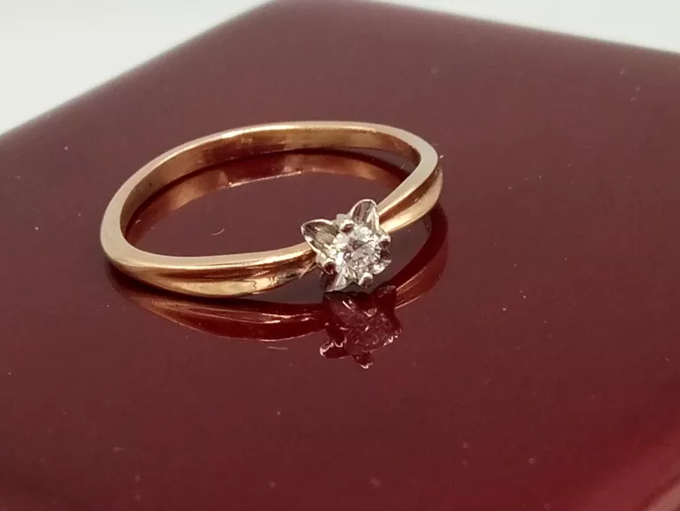 zloty-pierscionek-z-brylantem-006ct-585-11g-r10-rodzaj-wyrob-jubilerski