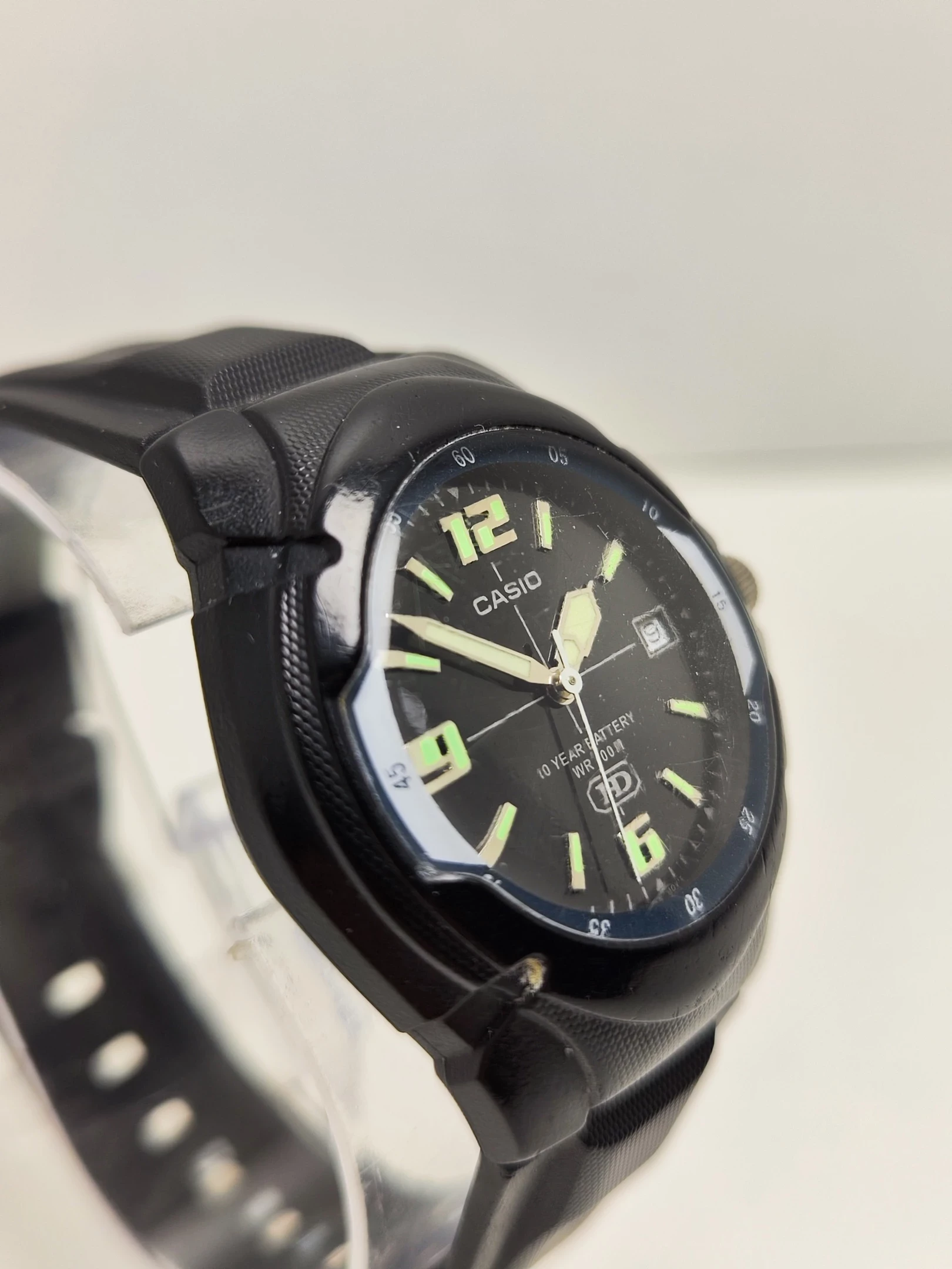 zegarek-casio-mw-600-szkielko-mineralne