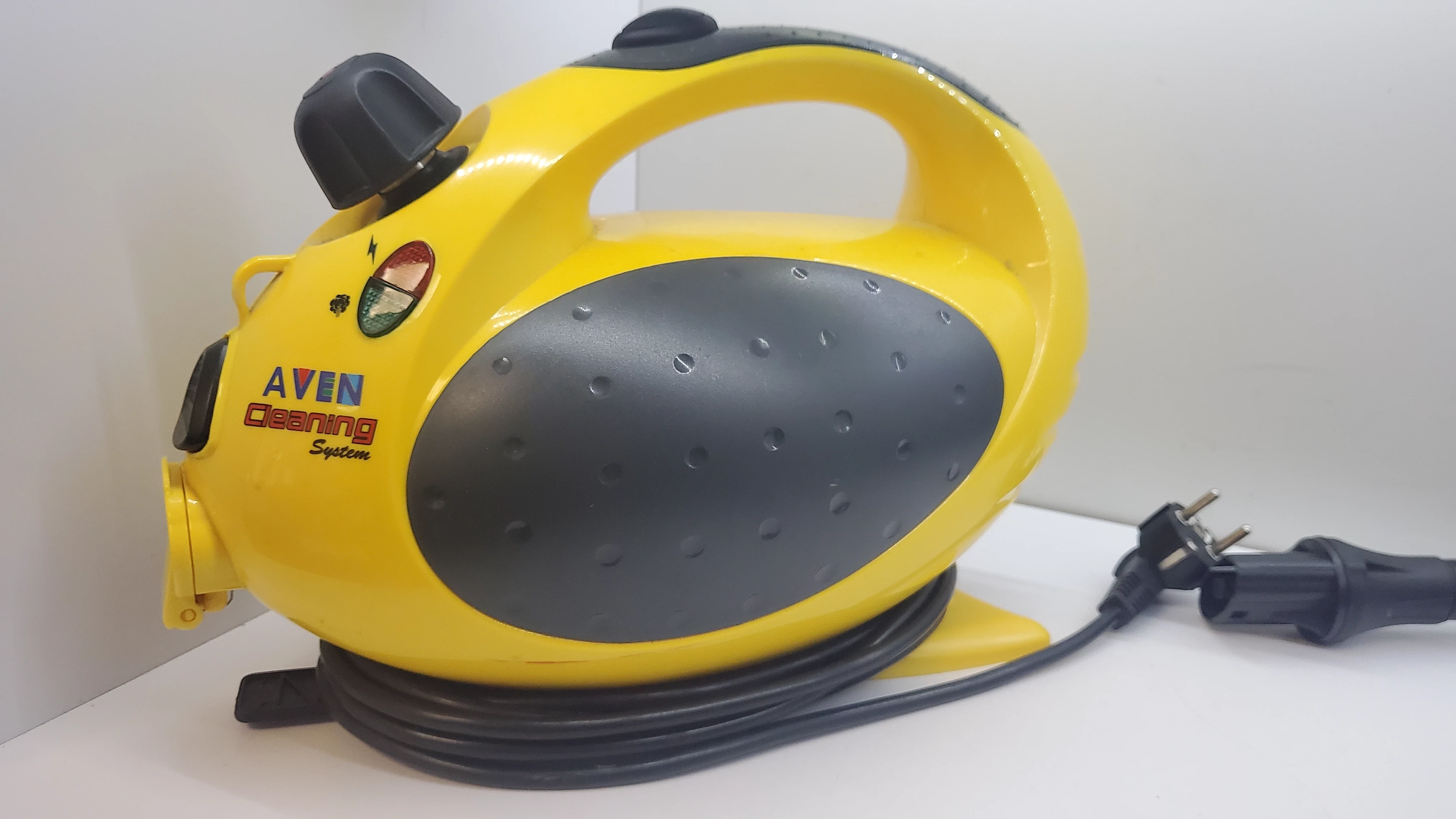 myjka-parowa-aven-sc-238ho-akcesoria-kolor-dominujacy-zoltyzloty