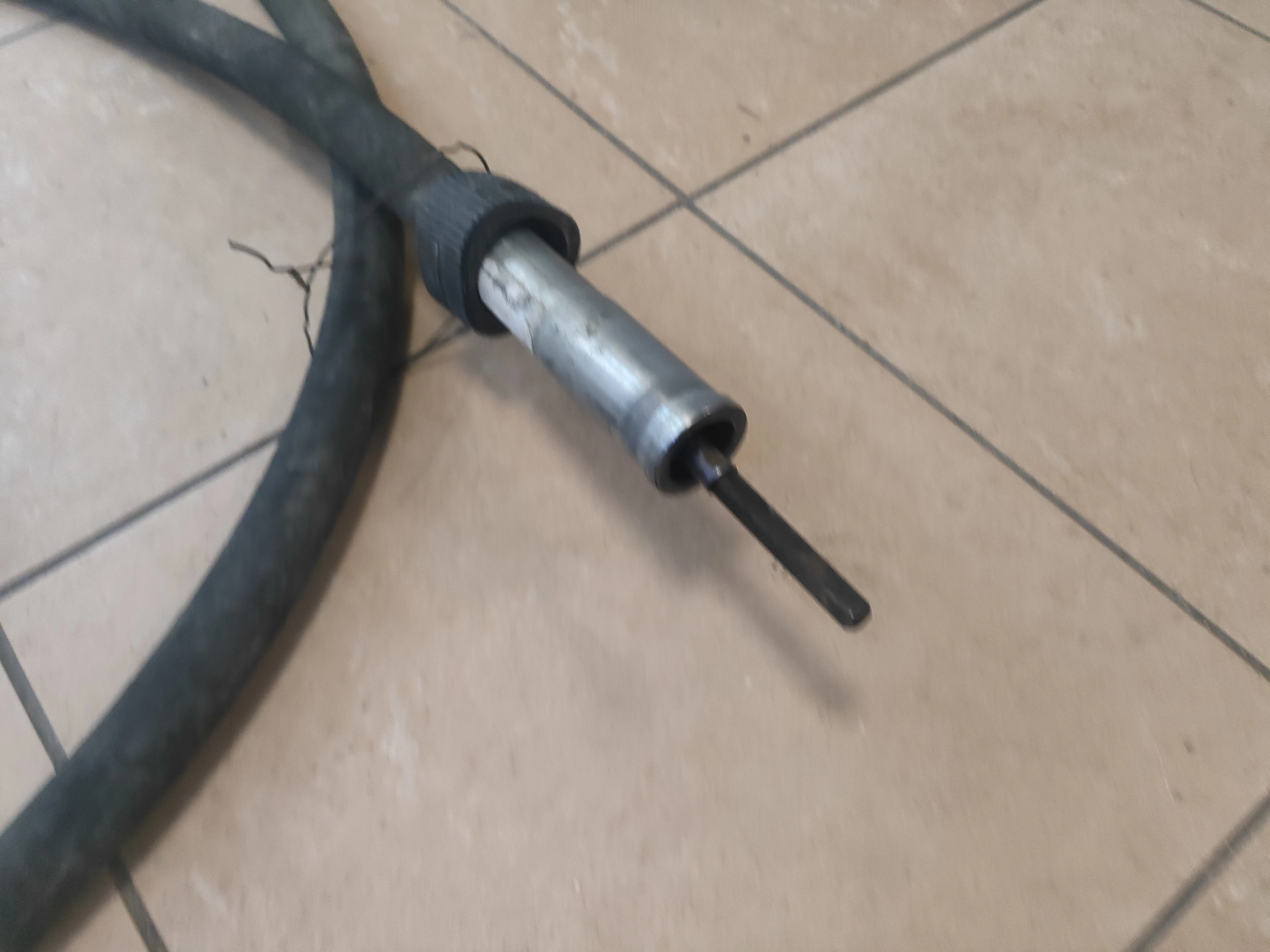 wibrator-do-betonu-enar-dingo-2300w-kod-producenta-dingo