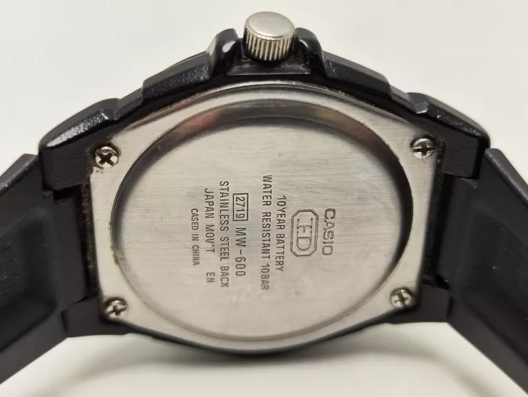 ZEGAREK CASIO MW-600