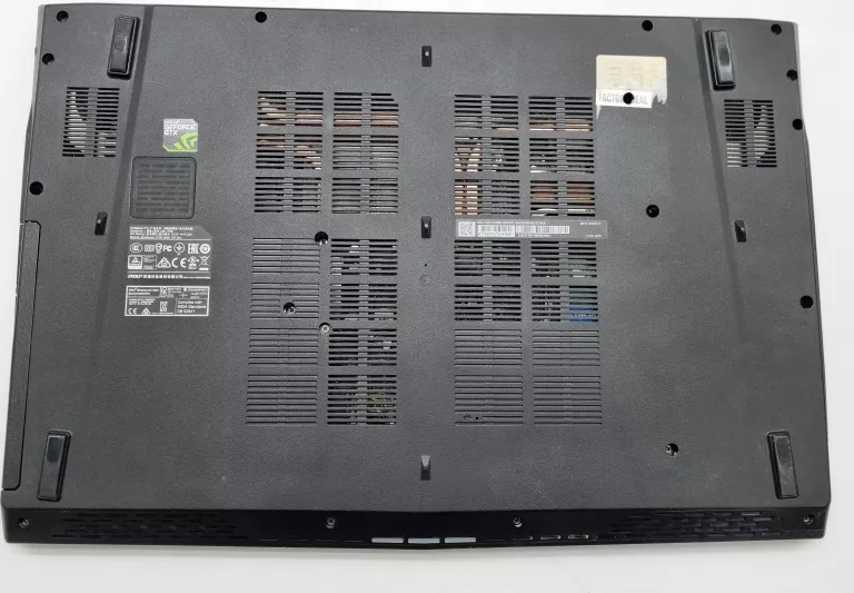 laptop-msi-gv72-8re-i716gb15tb-pojemnosc-dysku-1240