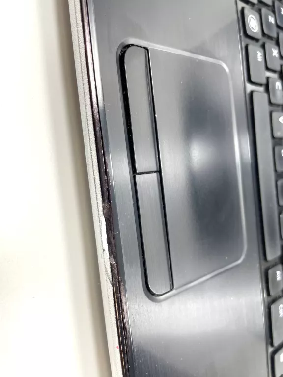 LAPTOP DELL VOSTRO 1540 INTEL CELERON/ 8/ 500GB