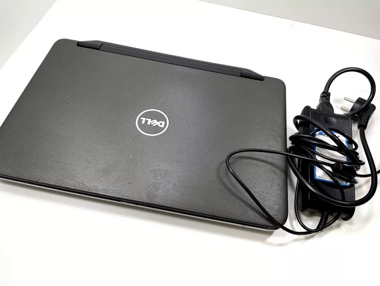 LAPTOP DELL VOSTRO 1540 INTEL CELERON/ 8/ 500GB