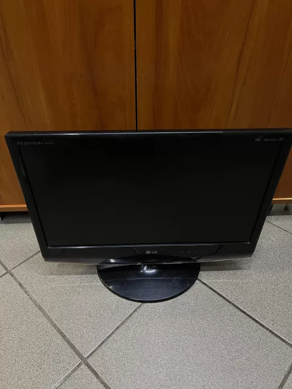 TELEWIZOR LG FLATRON M2062D-PZ 20" SPRAWNY!