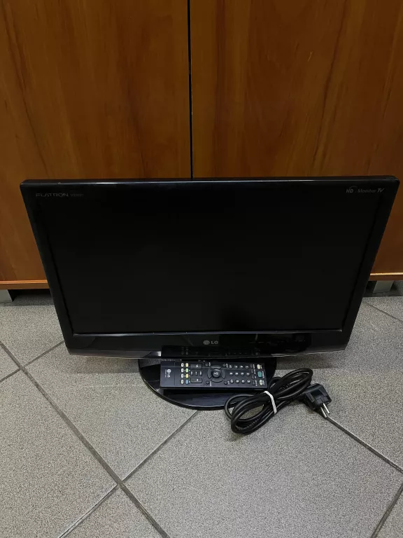 TELEWIZOR LG FLATRON M2062D-PZ 20" SPRAWNY!