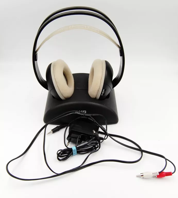 sluchawki-bezprzewodowe-nauszne-akg-k912-marka-akg
