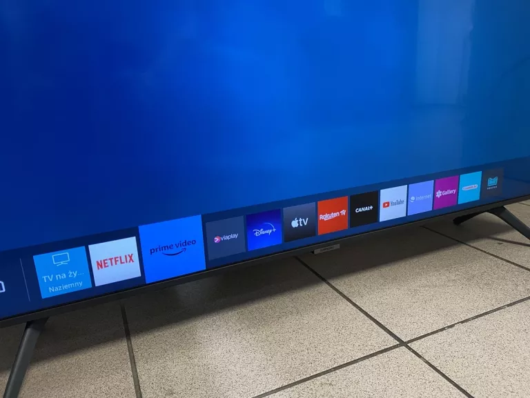 TELEWIZOR SAMSUNG UE43AU7172U UHD 4K SMART TV