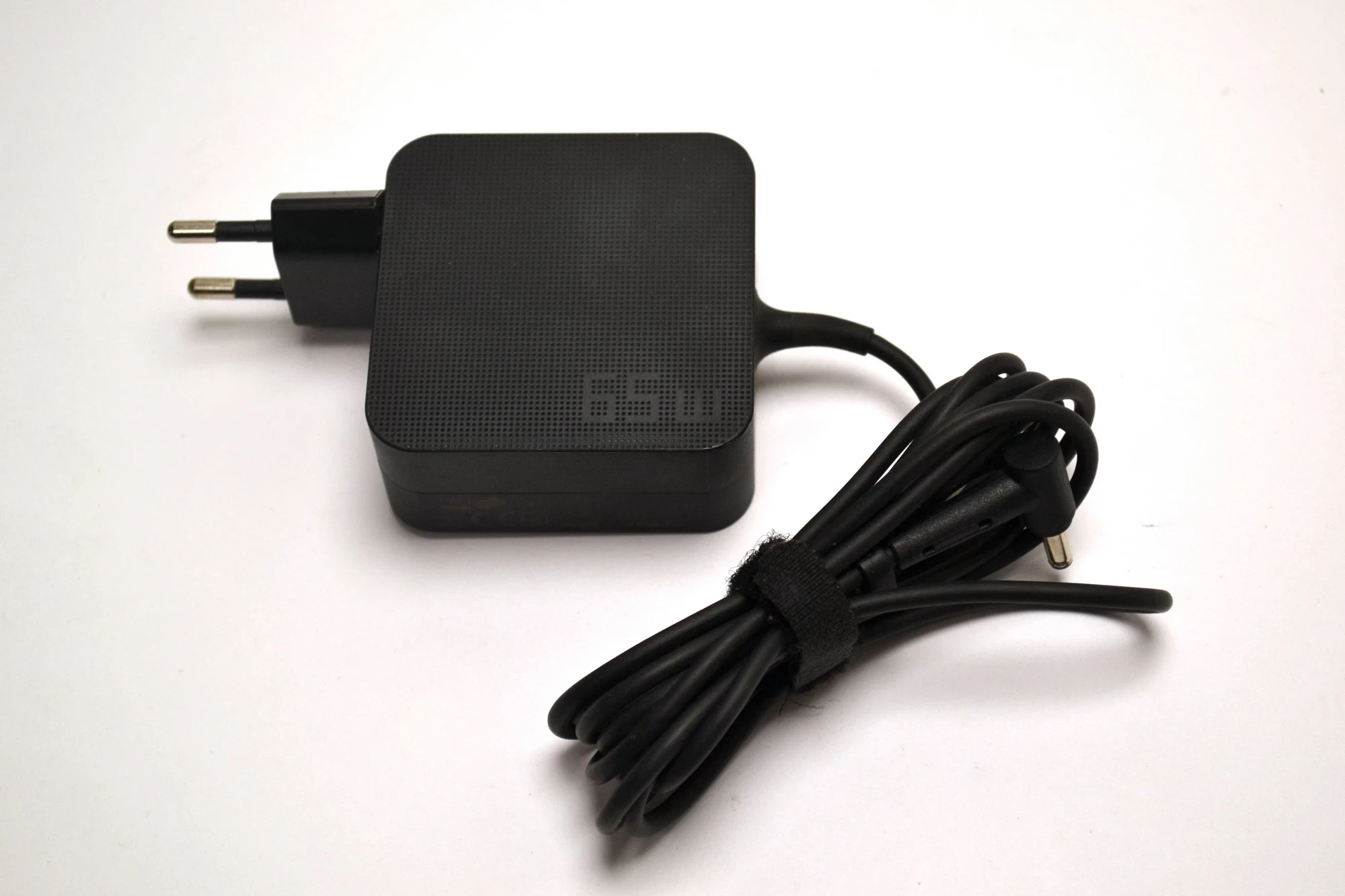 asus-vivobook-17-x712e-i3-8gb-512gb-ladowarka-model-vivobook-17-x712ea-au683w