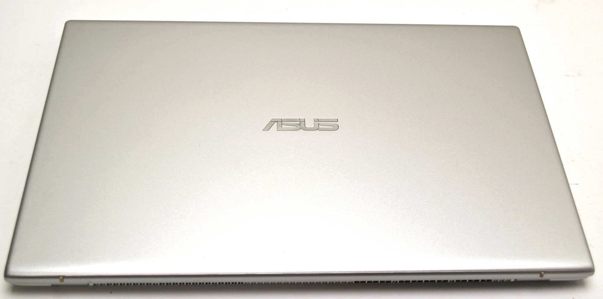 asus-vivobook-17-x712e-i3-8gb-512gb-ladowarka-typ-dysku-twardego-ssd