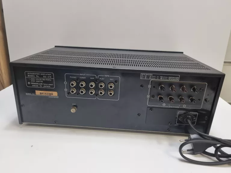 WZMACNIACZ HITACHI HA-270 USZKODZONY !!