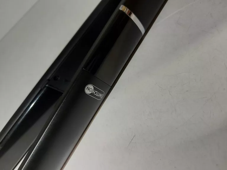 prostownica-do-wlosow-switch-on-hs-e0201-wojska-polskiego-112-swiecie