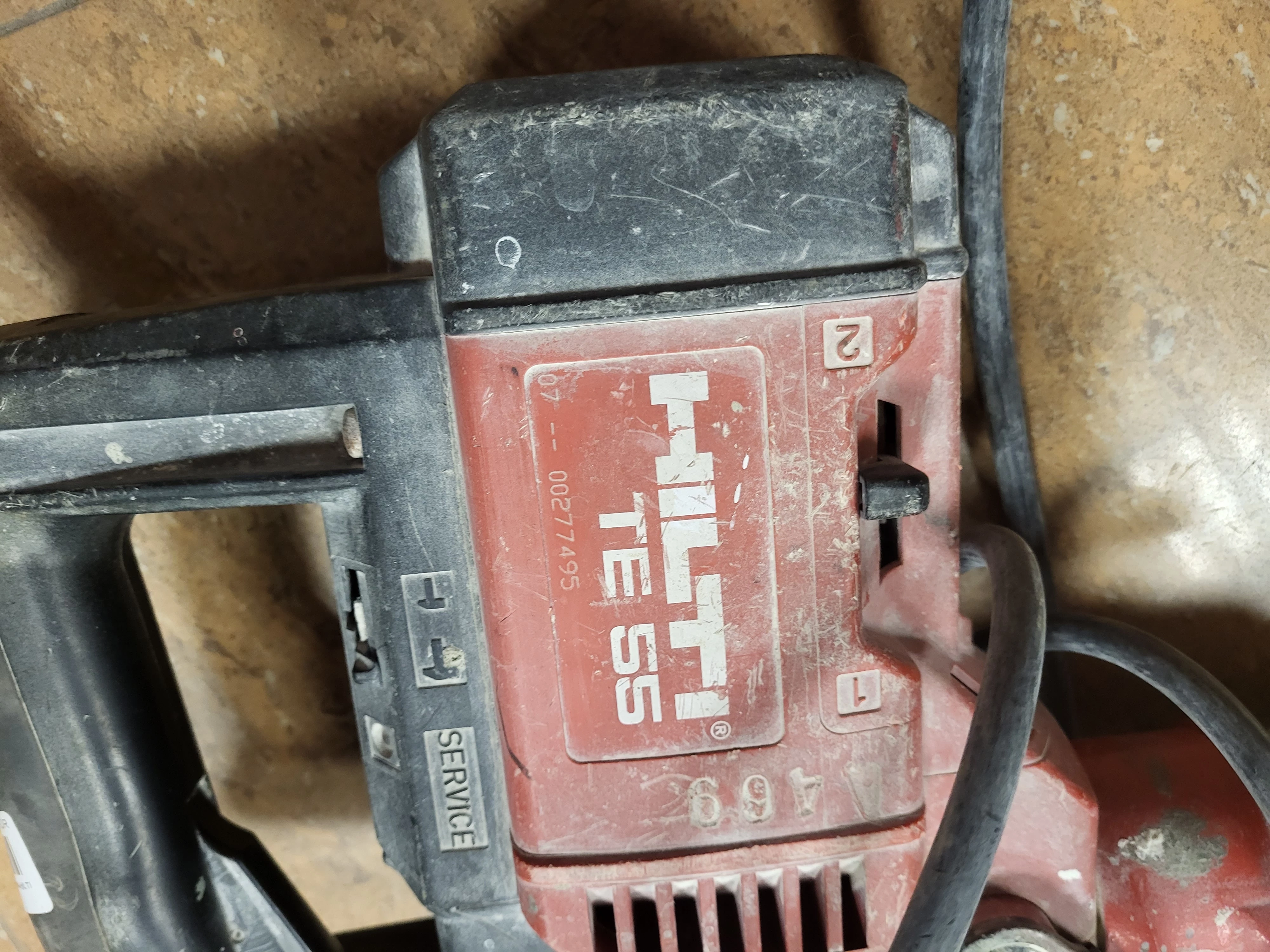 mlotowiertarka-hilti-te55-funkcyjnosc-3-funkcyjny-wiercenie-z-i-bez-udaru-podkuwanie