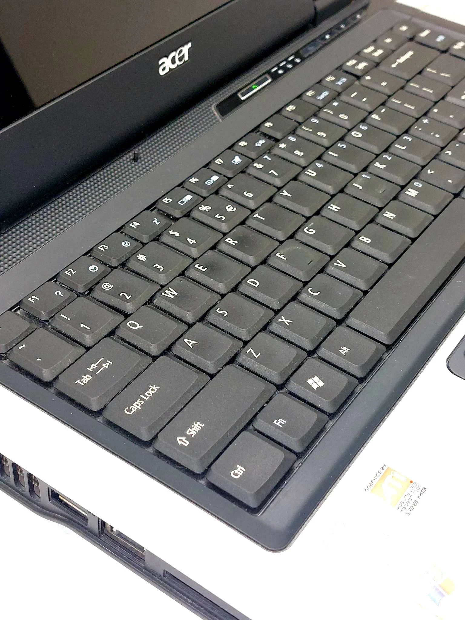 laptop-acer-aspire-5100-opis-seria-procesora-intel-core-i3