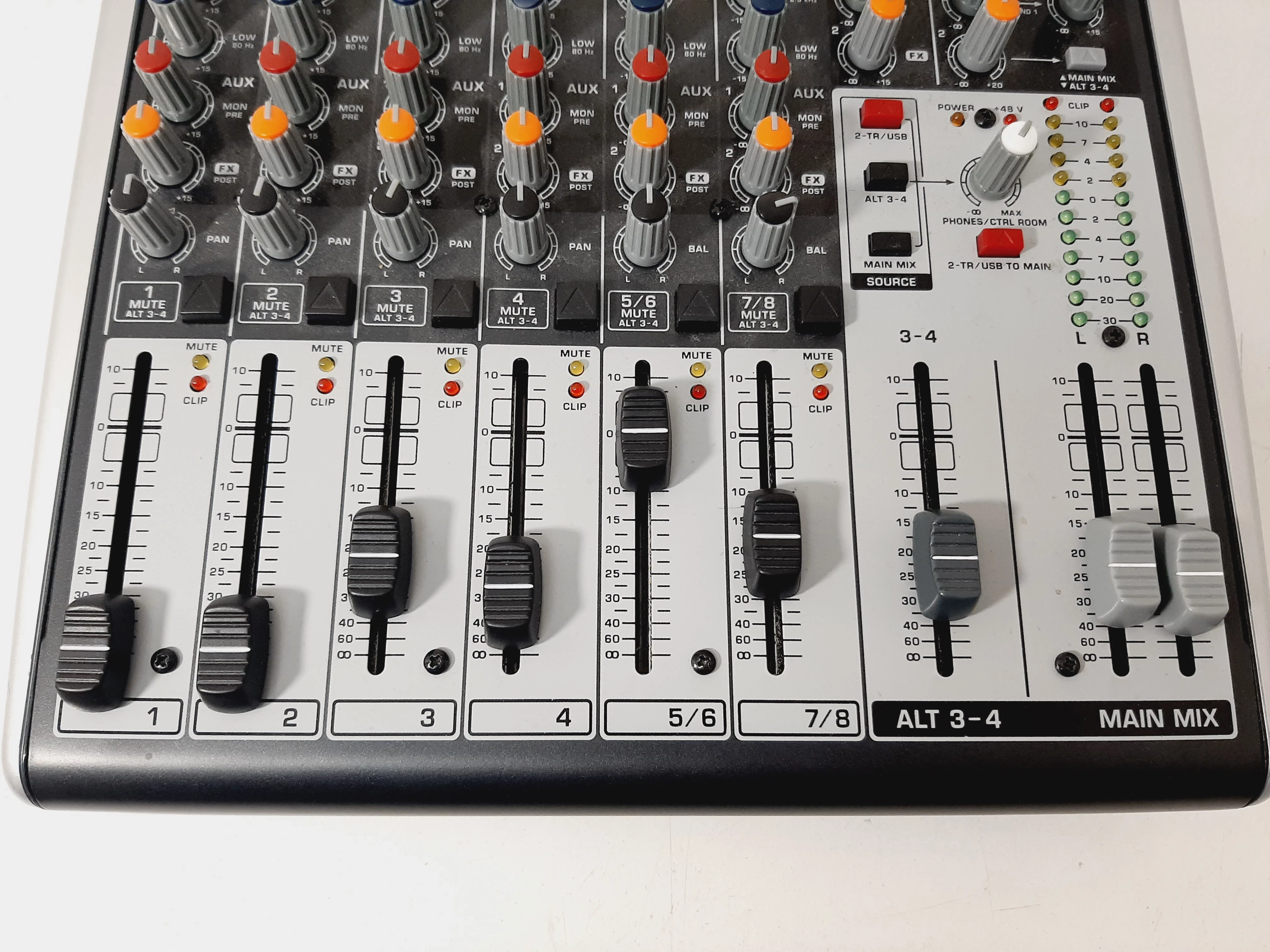 mixer-behringer-xenyx-1204-usb-mikser-model-xenyxx1204