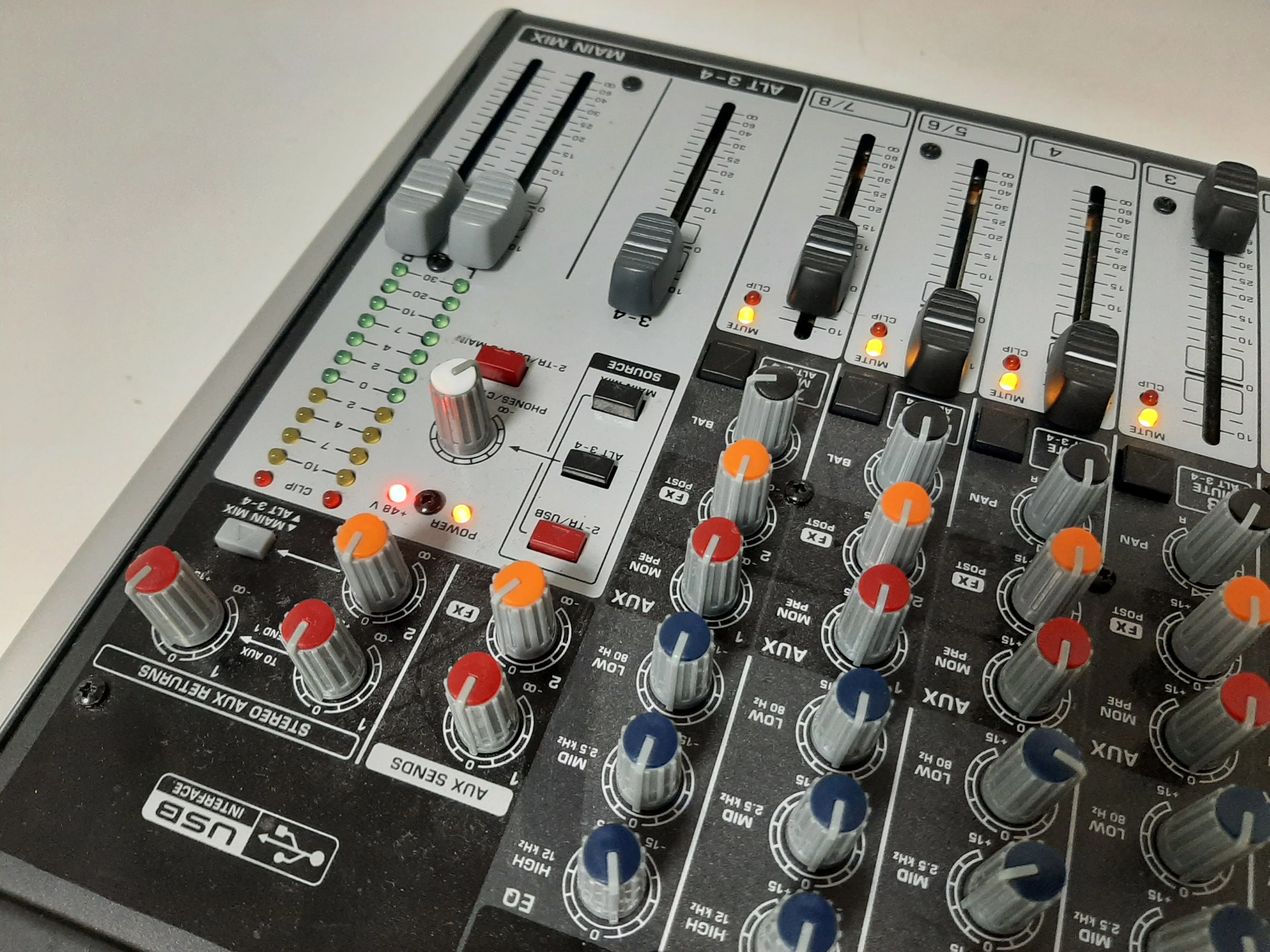 mixer-behringer-xenyx-1204-usb-mikser-model-xenyxx1204