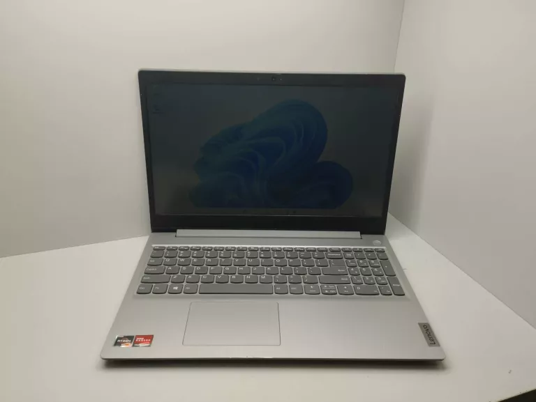 LAPTOP LENOVO 81W1