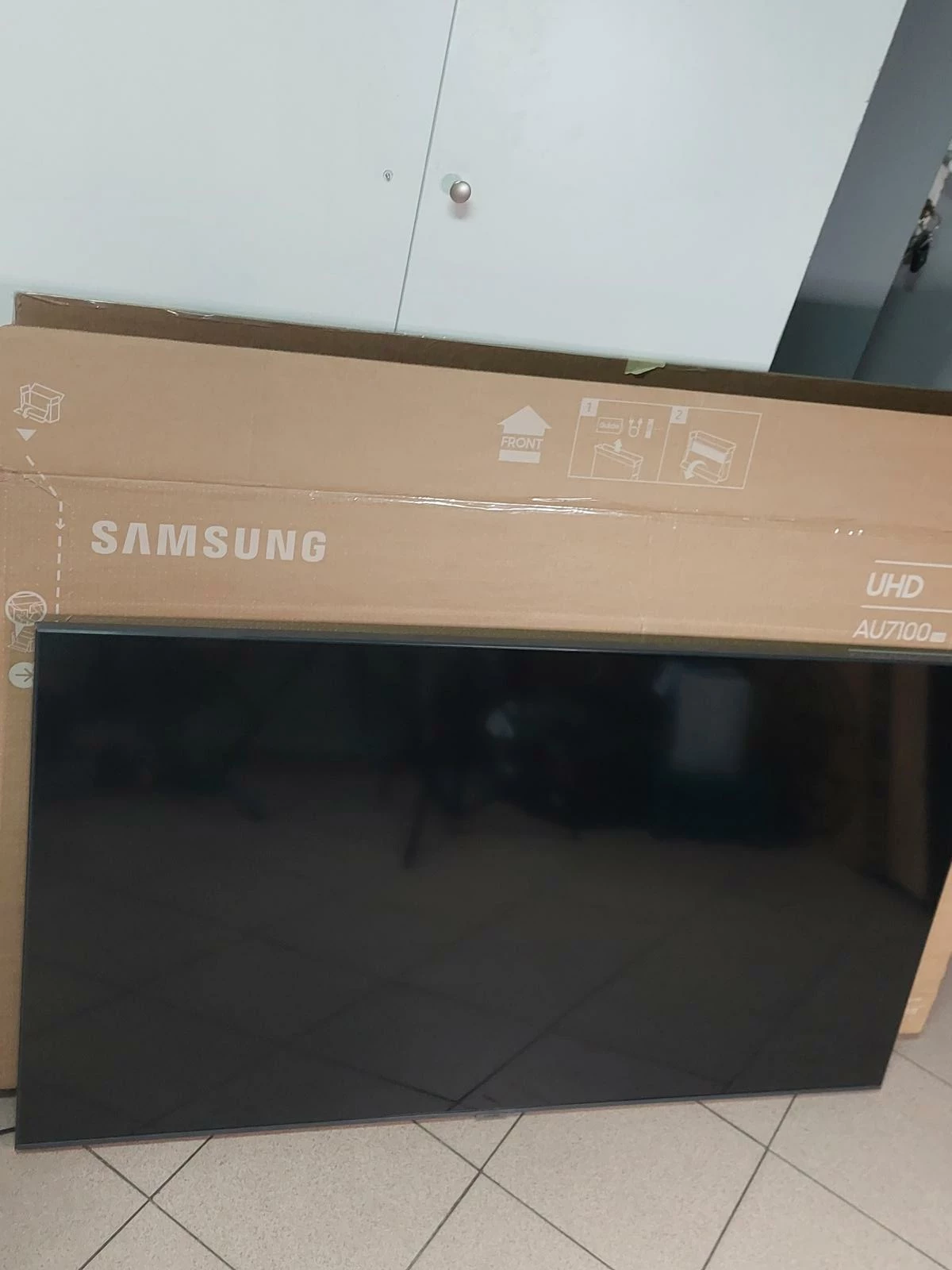 telewizor-samsung-uhd-au7100-55cal-stan-uzywany