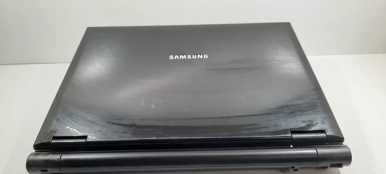LAPTOP SAMSUNG R20