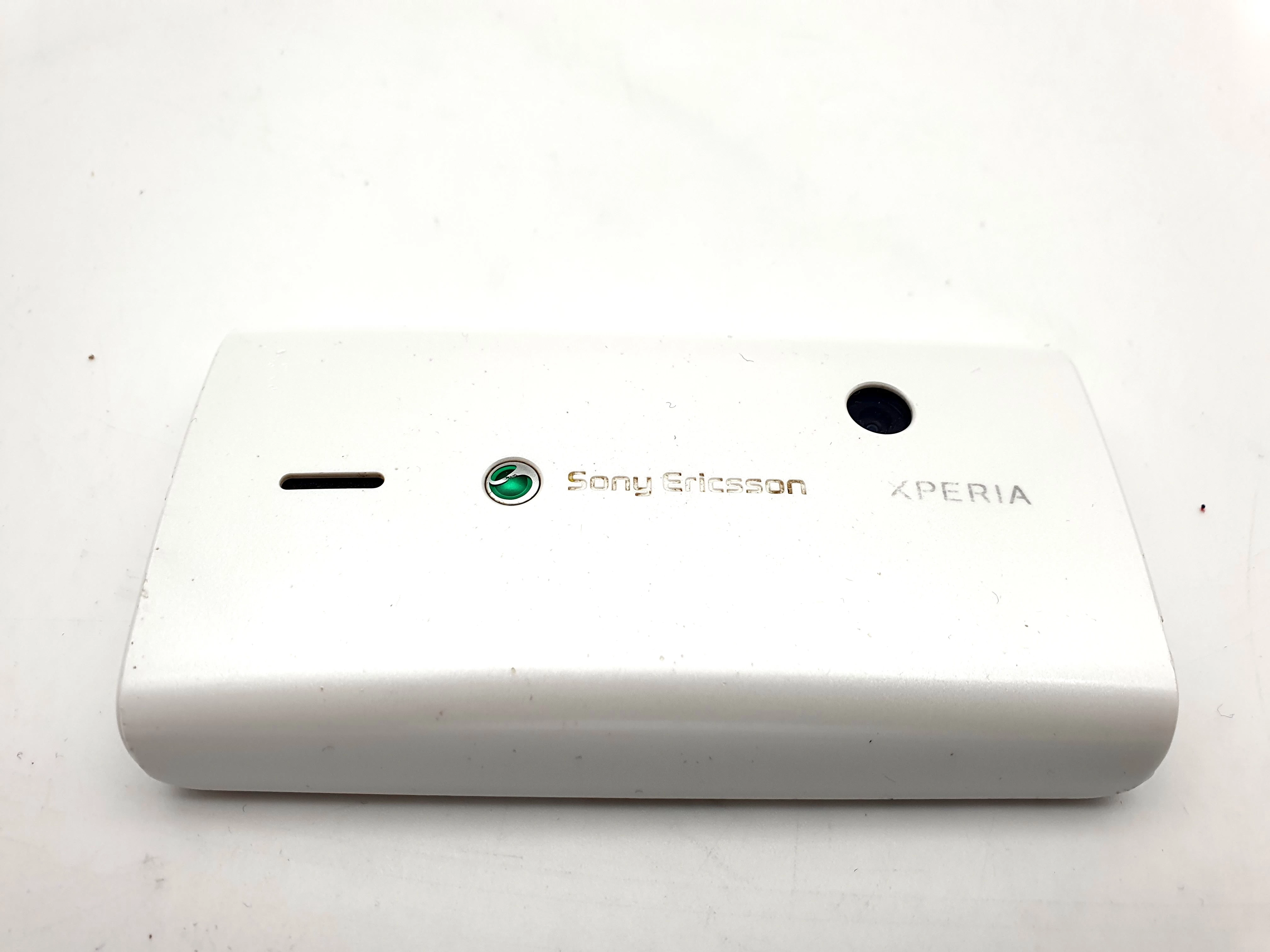 telefon-sony-ericsson-xperia-x8-e15i-przekatna-ekranu-300