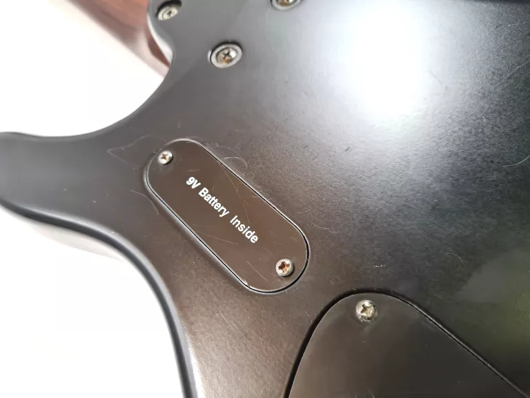 CORT C4H BKS AKTYWNA GITARA BASOWA + ETUI