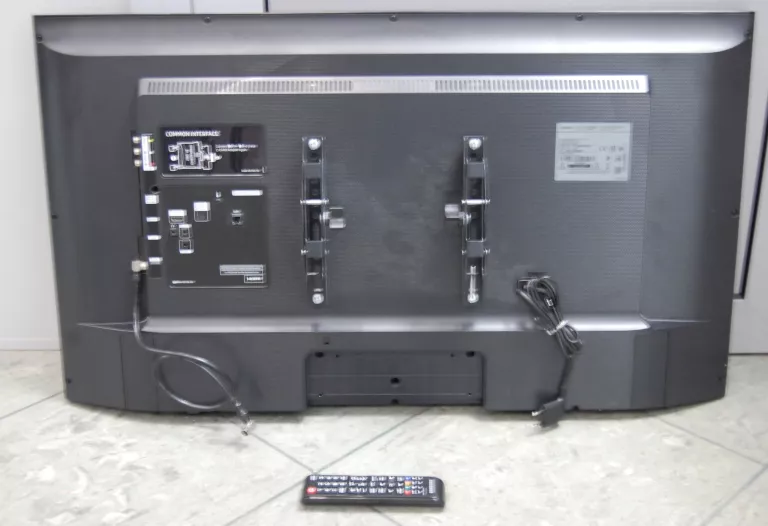 TELEWIZOR LED SAMSUNG HG40EE590SKXEN 40" FULL HD
