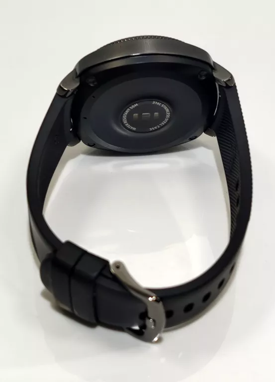 zegarek-samsung-gear-sport-sm-r600-opis-zlacza-brak