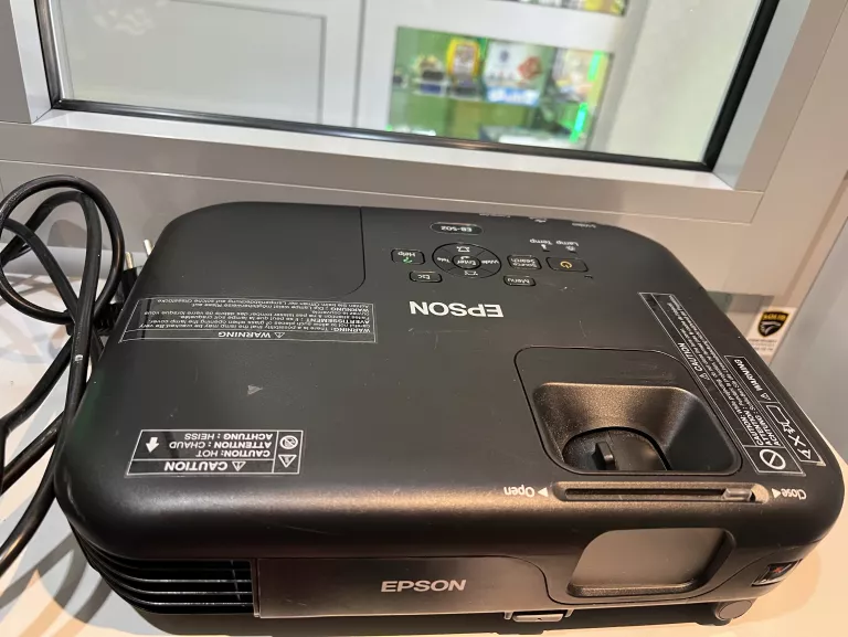 EPSON EB-S02 | MOBILNY | PROJEKTORY + PILOT