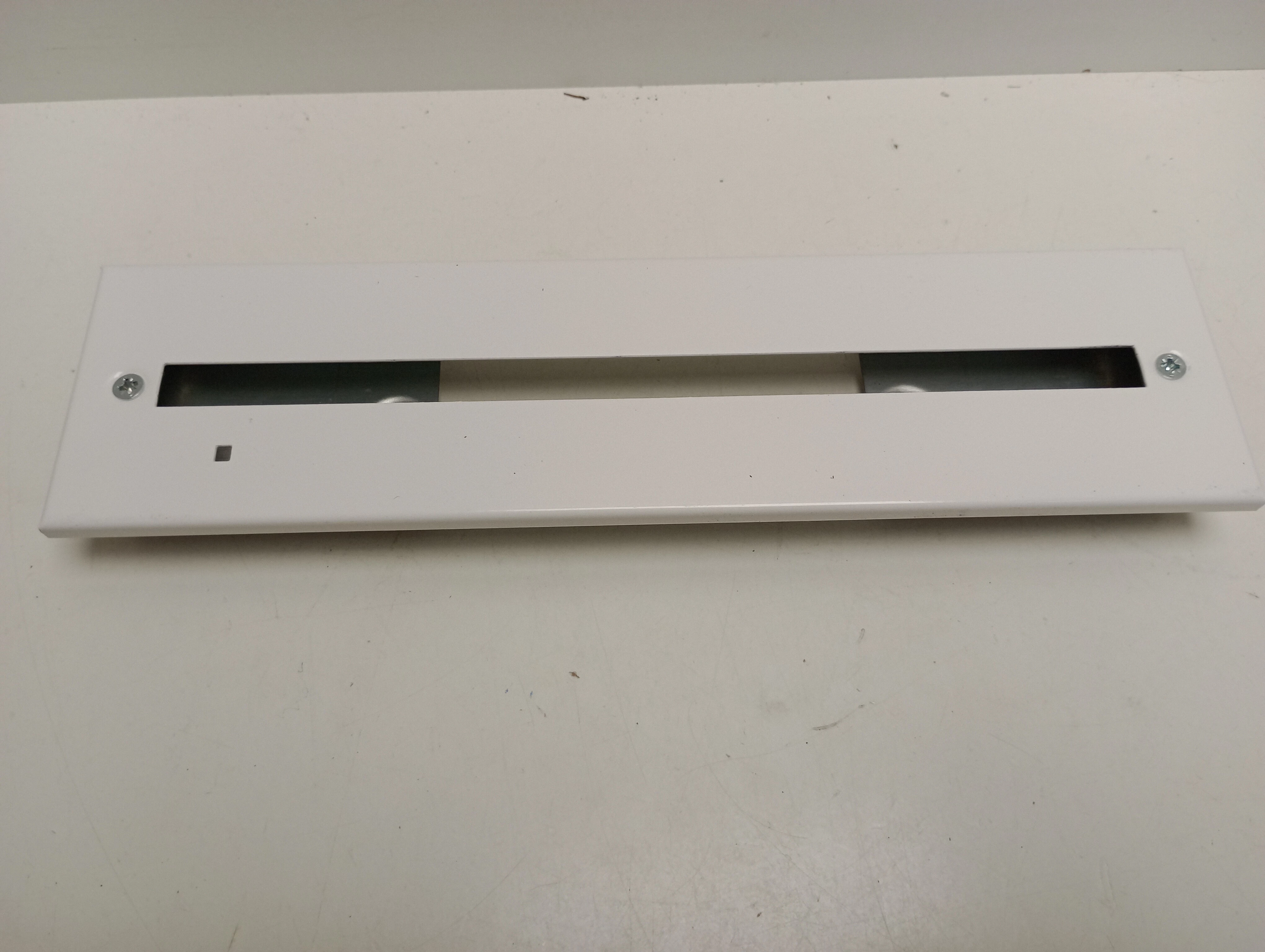 eaton-lum-10563-ramka-instalacyjna-crystal-way-rodzaj-201493-208441