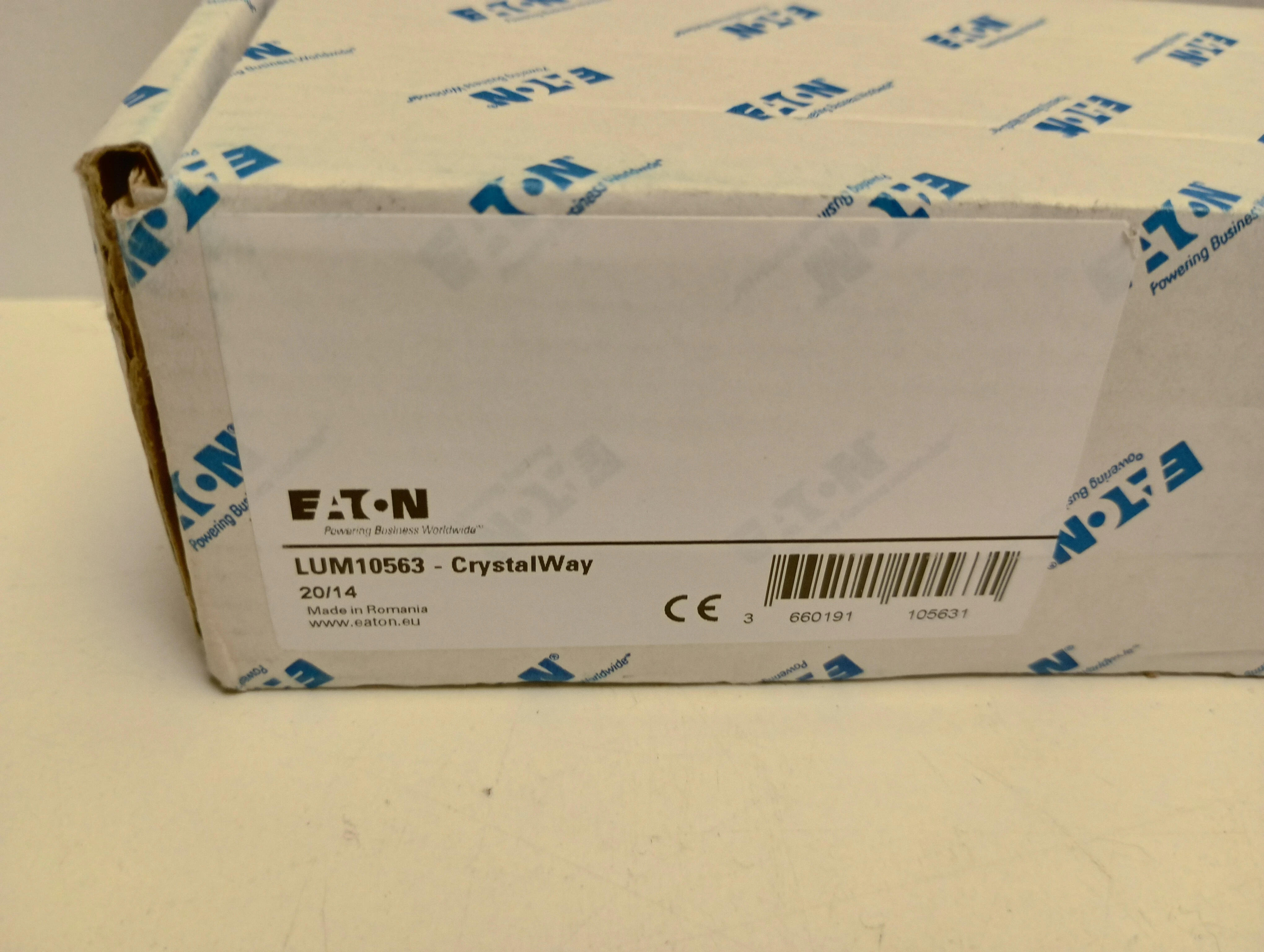 eaton-lum-10563-ramka-instalacyjna-crystal-way-ean-gtin-3660191105631