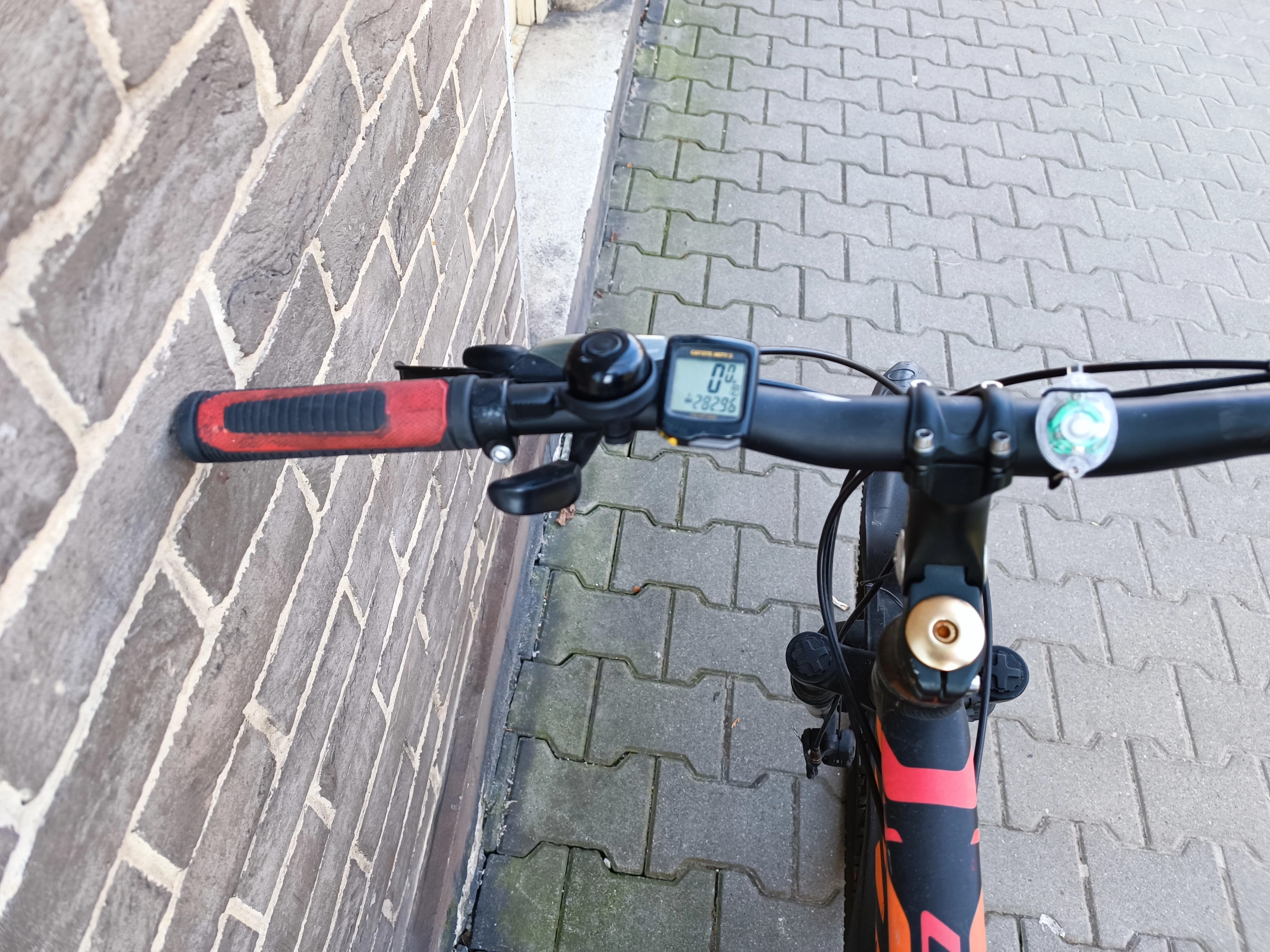 rower-kross-hexagon-x4-kola-26-rama-21-cali-stan-uzywany