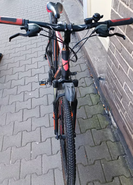 rower-kross-hexagon-x4-kola-26-rama-21-cali-marka-kross