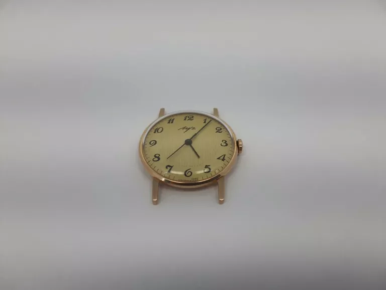 zloty-zegarek-nakrecany-lucz-cccp-58314k-stan-uzywany