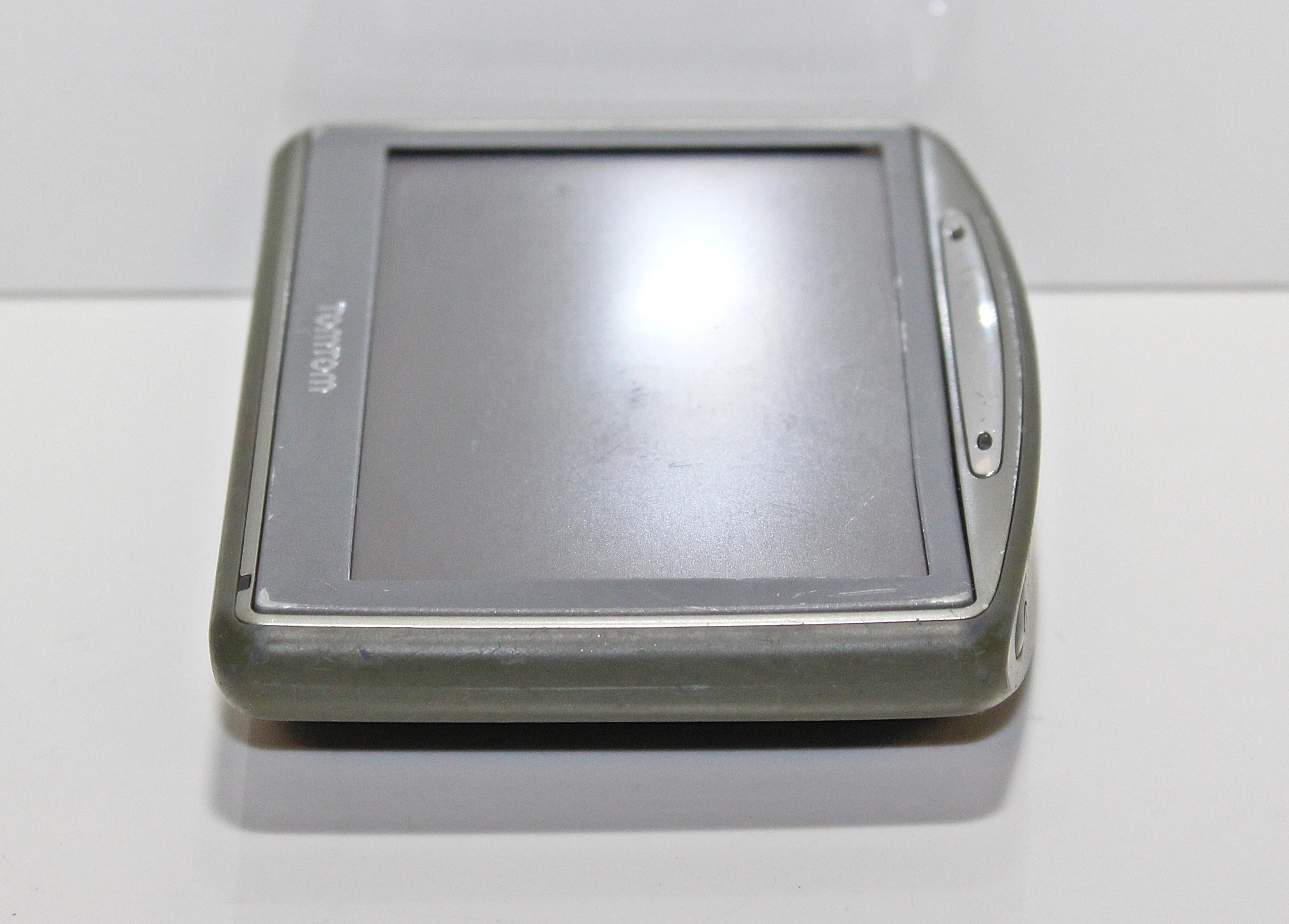 nawigacja-gps-tomtom-go-920-polska-europa-mapy-w-zestawie-europa