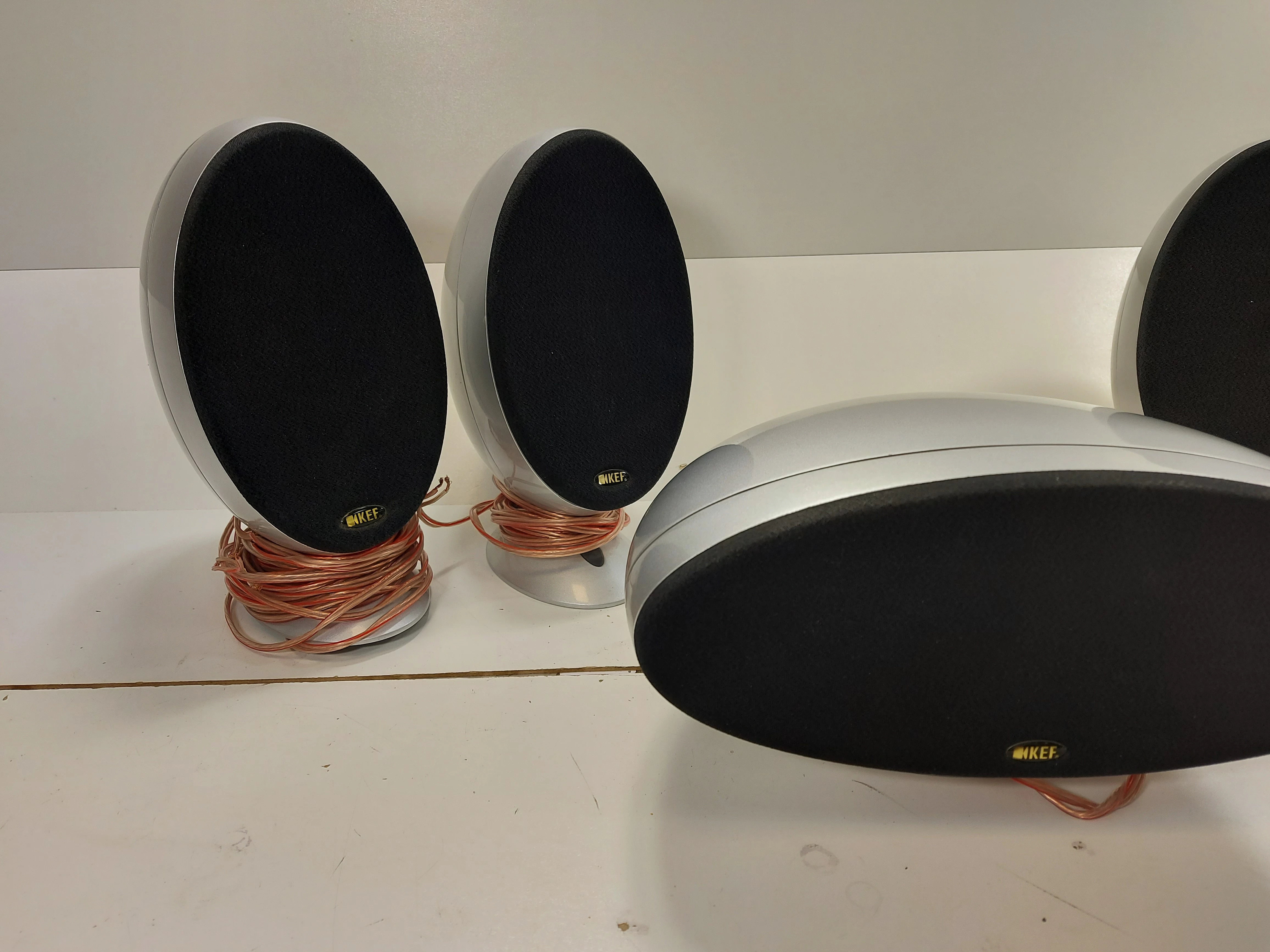 swietny-zestaw-kina-domowego-51-kef-kht-3005-kod-producenta-kht3005-se