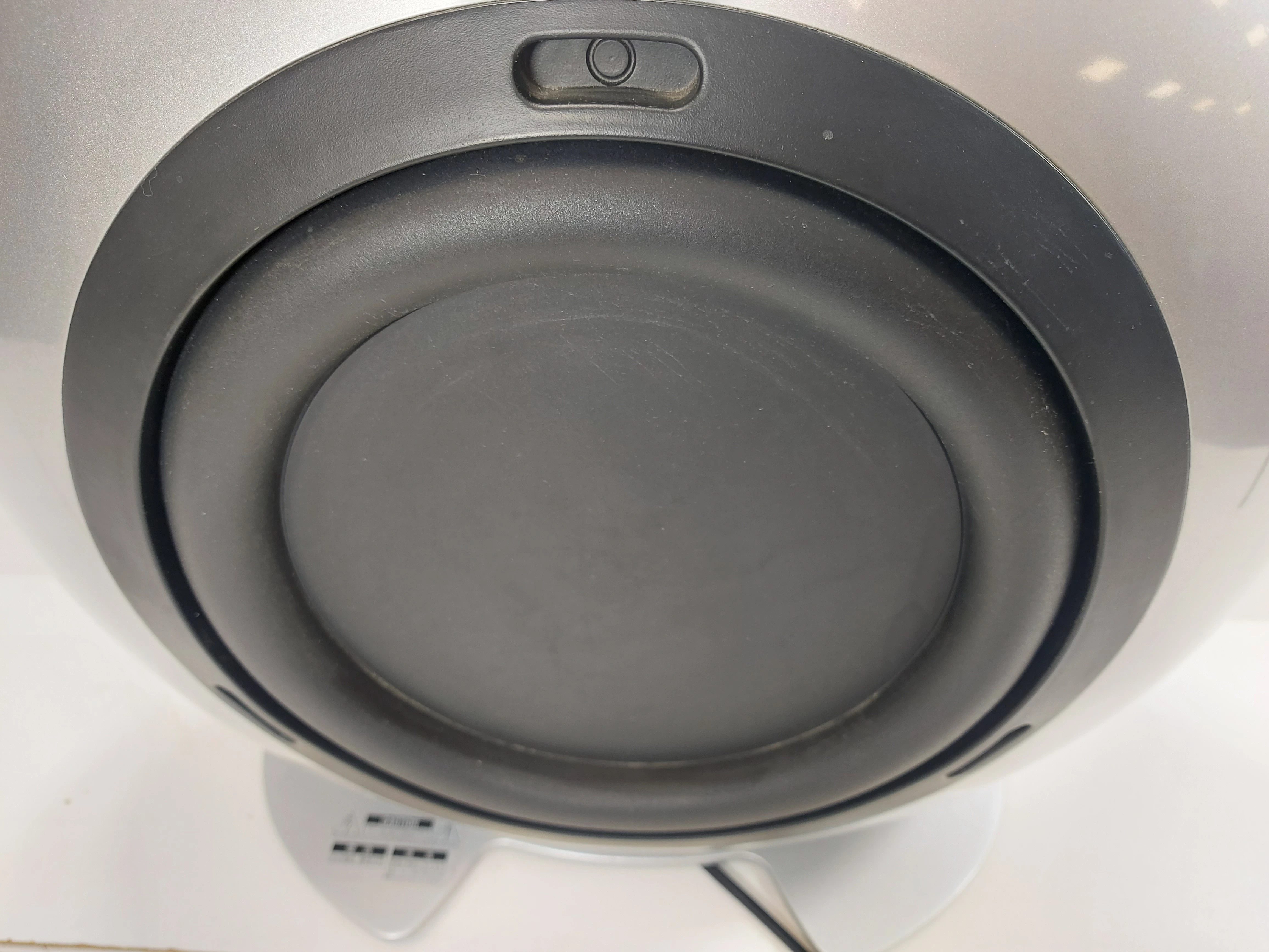 swietny-zestaw-kina-domowego-51-kef-kht-3005-kolor-srebrny