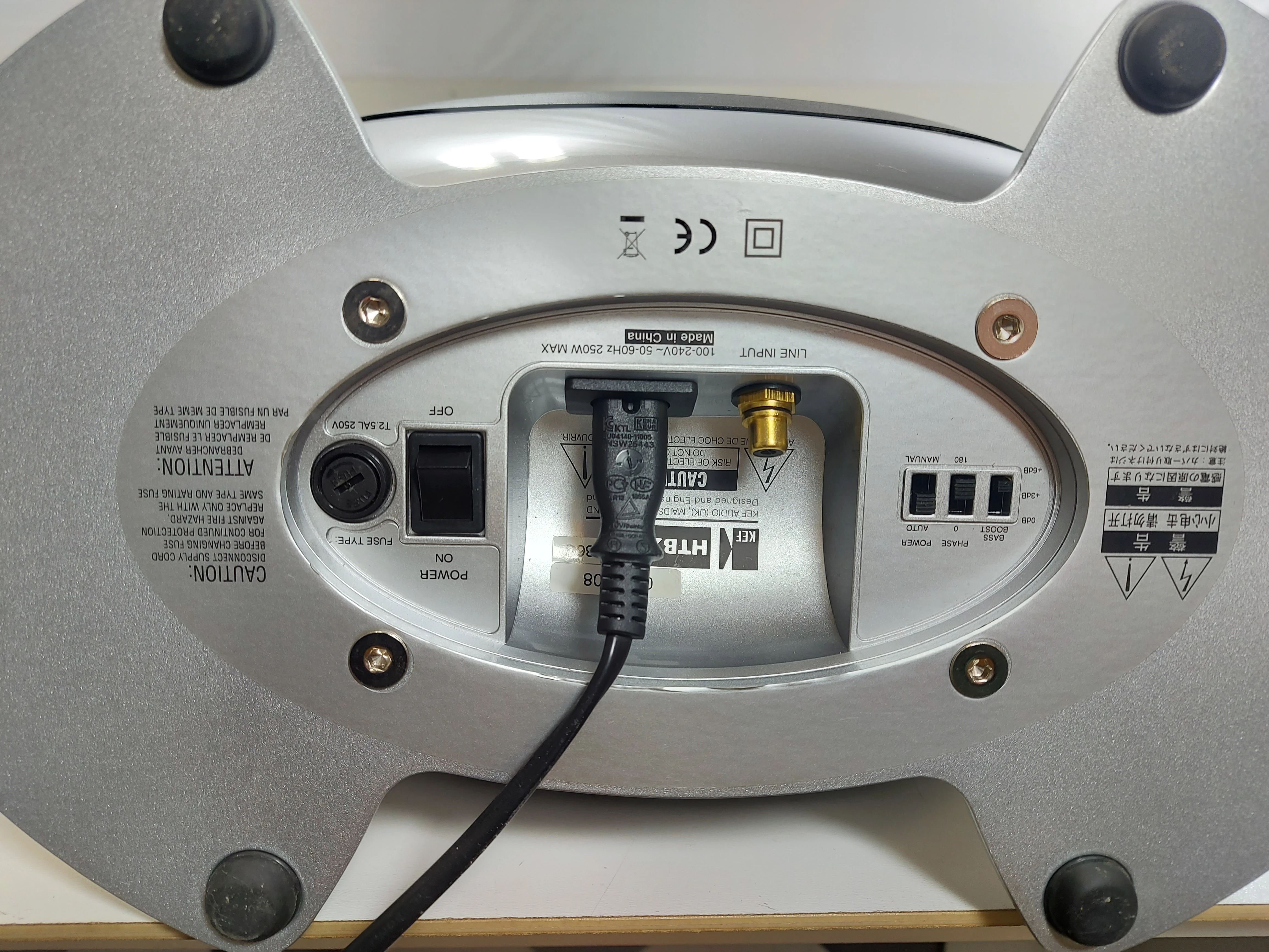 swietny-zestaw-kina-domowego-51-kef-kht-3005-system-dzwieku-51