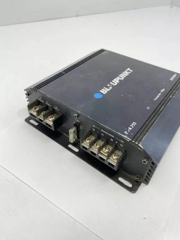 WZMACNIACZ BLAUPUNKT EMA 255