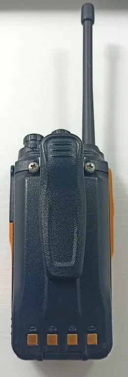 krotkofalowka-radiotelefon-hyt-power446-komplet-marka-hyt
