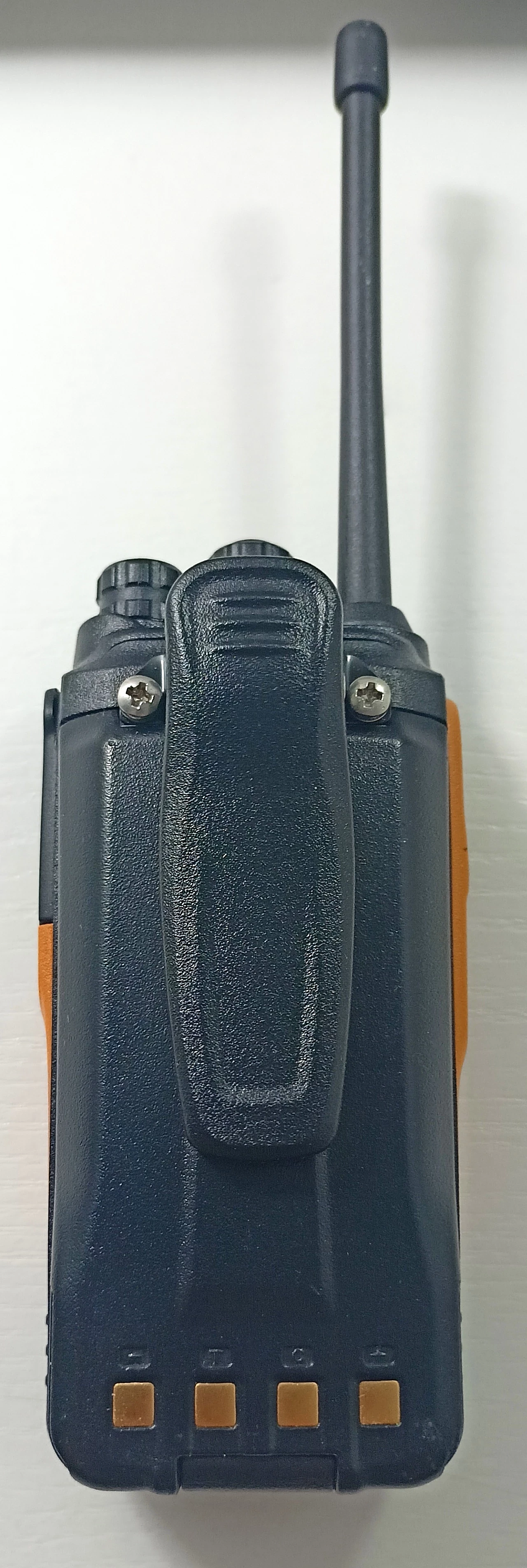 krotkofalowka-radiotelefon-hyt-power446-komplet-marka-hyt