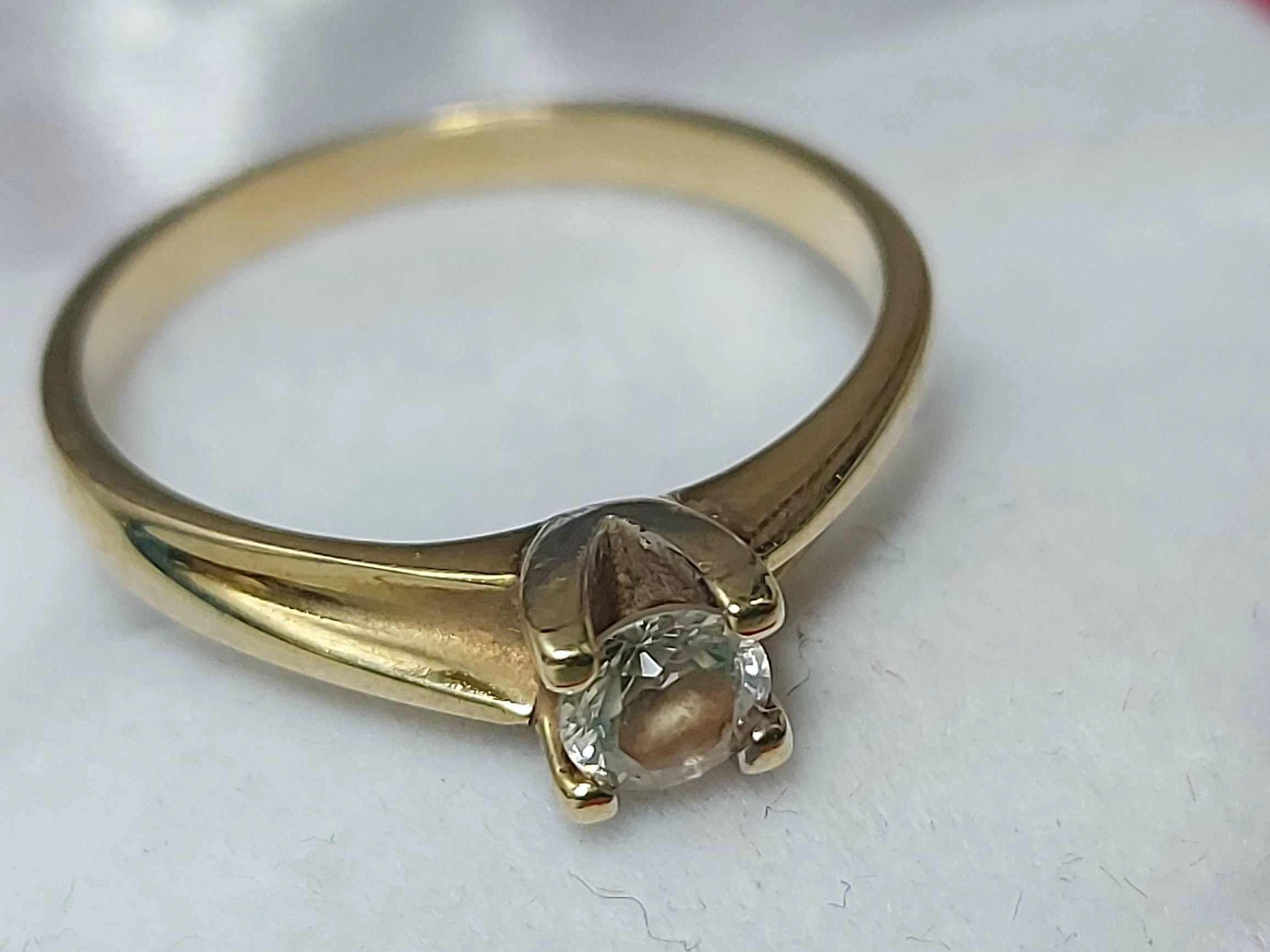 zloty-pierscionek-333-181g-rozmiarsrednica-wew-mm-372-13