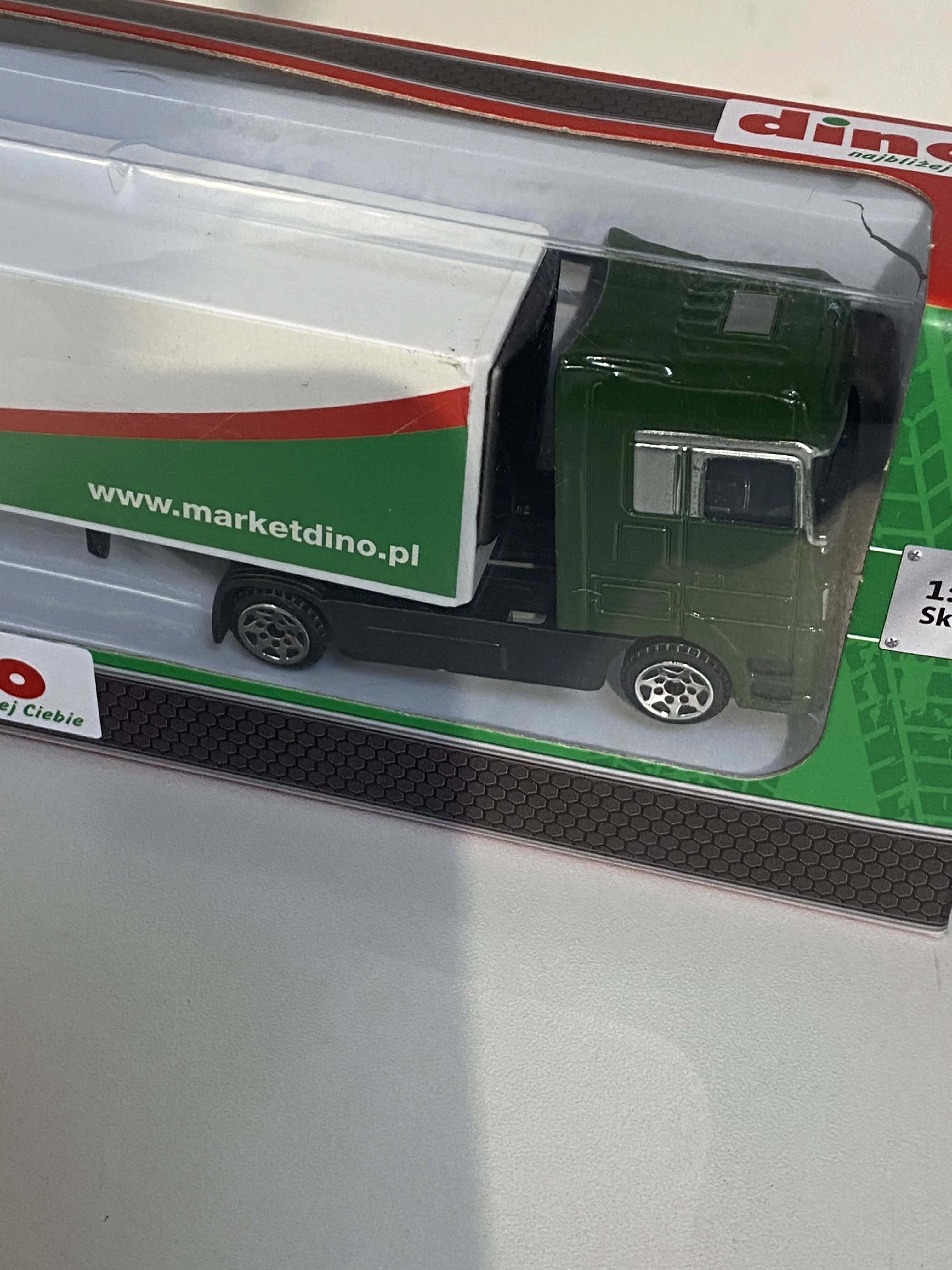 tir-z-kolekcji-dino-stan-uzywany