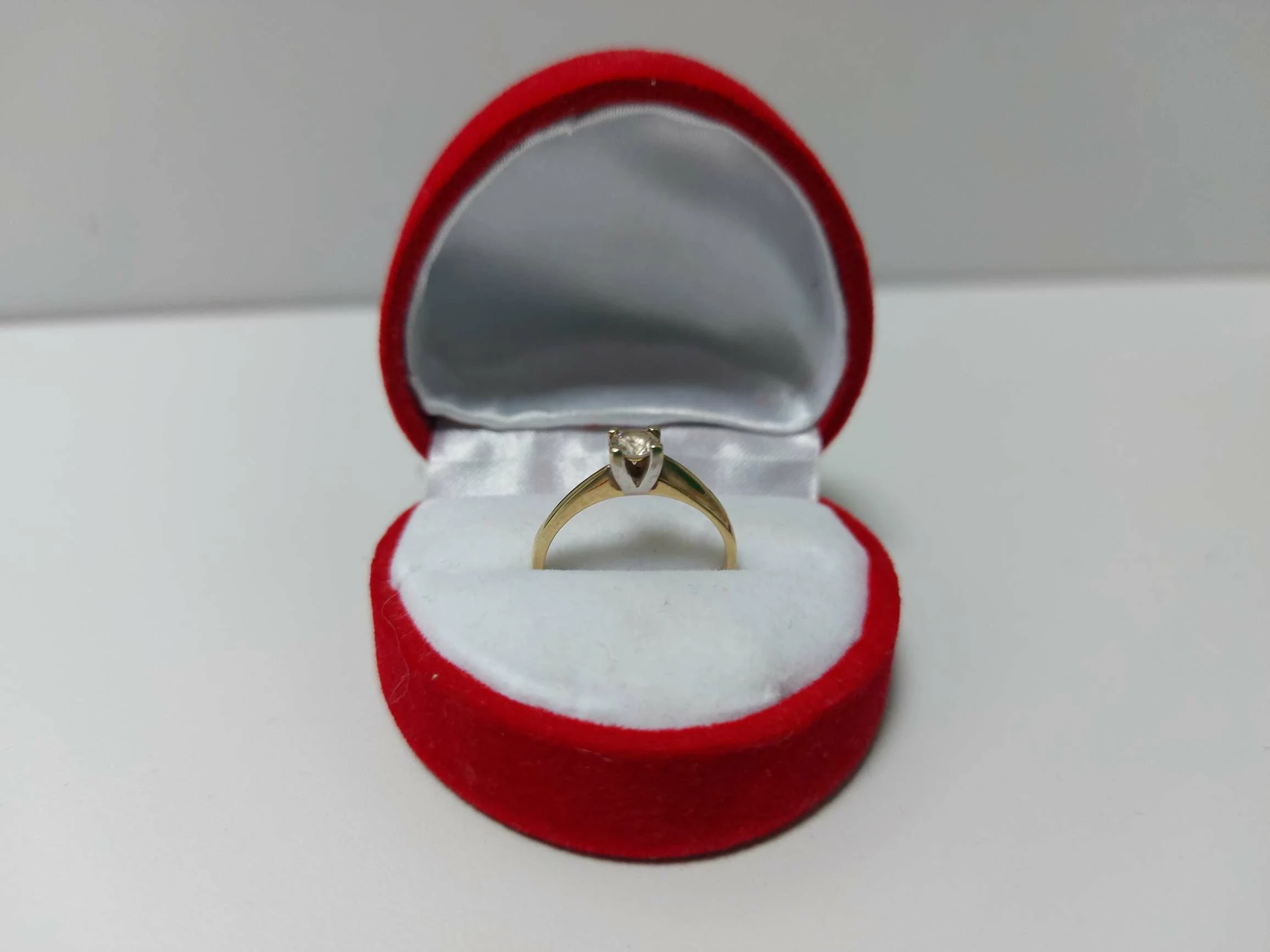 zloty-pierscionek-333-181g-rodzaj-2205-2