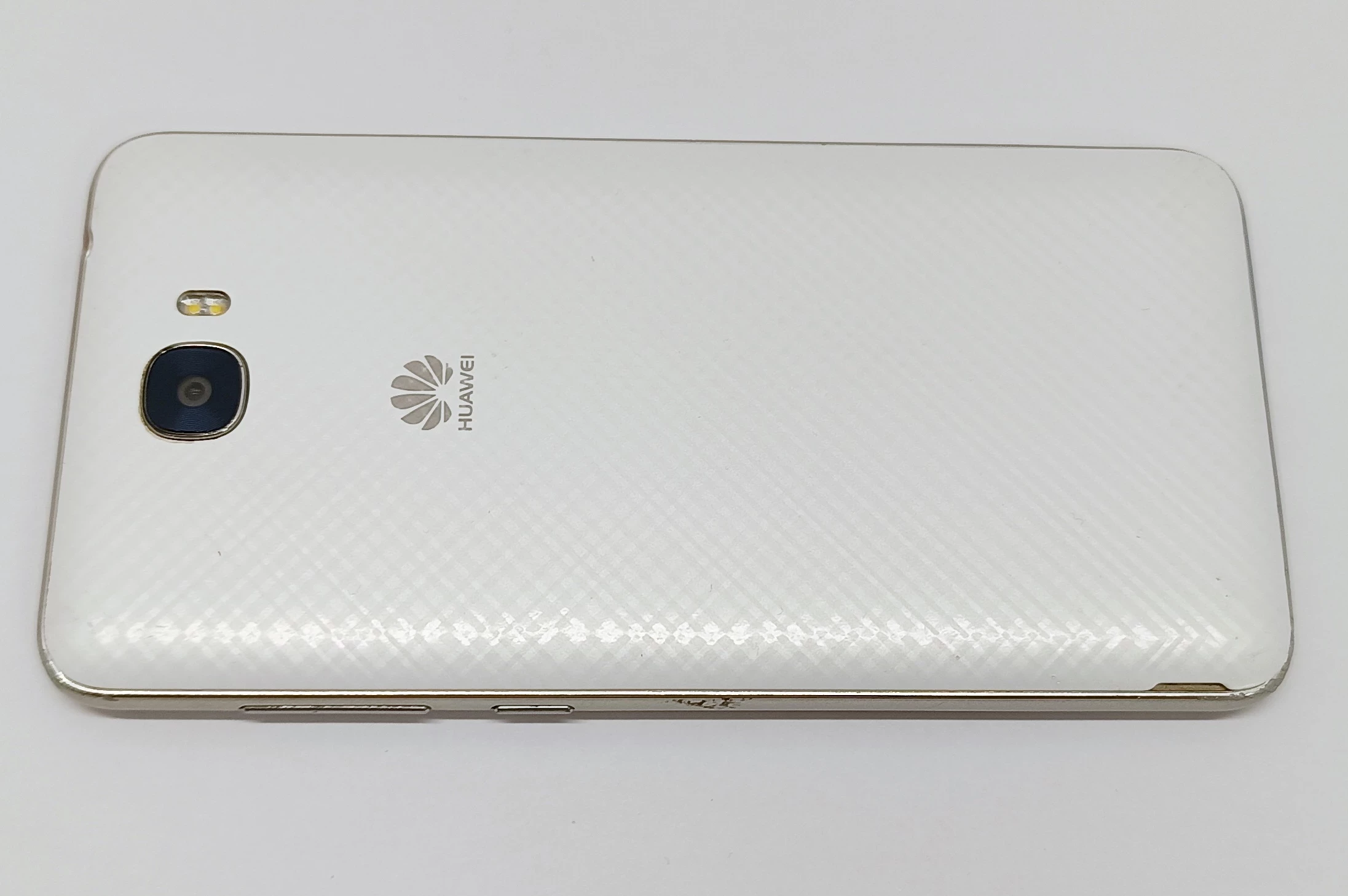 telefon-huawei-y6-ii-compact-nie-laduje-sie-pamiec-ram-2-gb