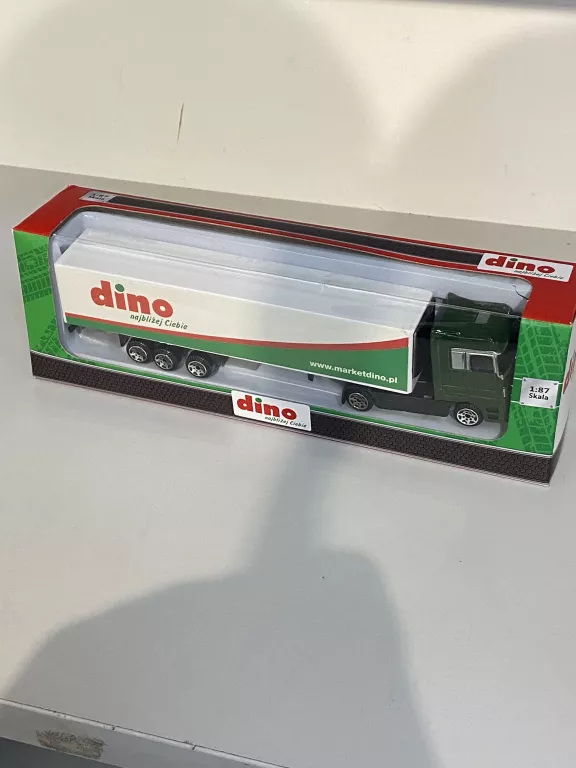 TIR Z KOLEKCJI "DINO"
