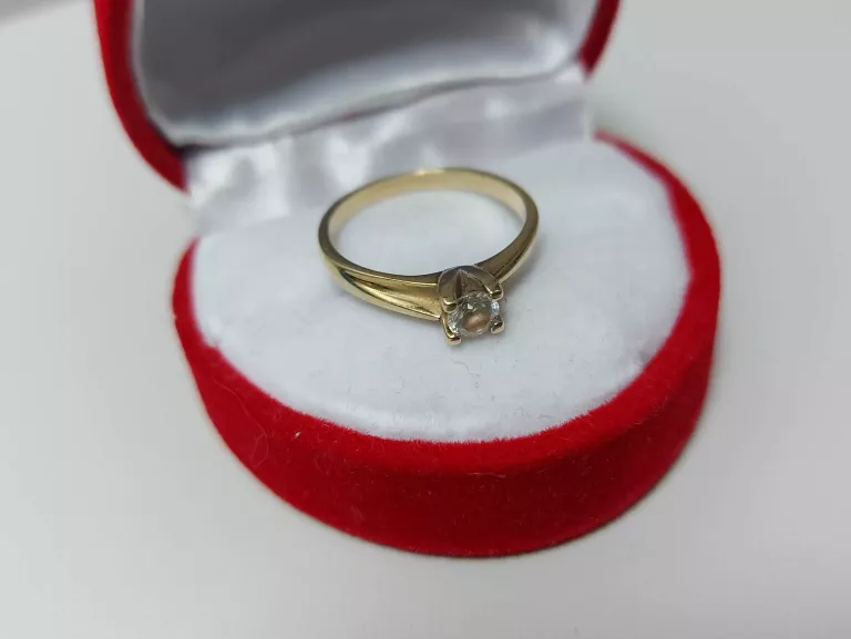 zloty-pierscionek-333-181g-kamien-17088-128