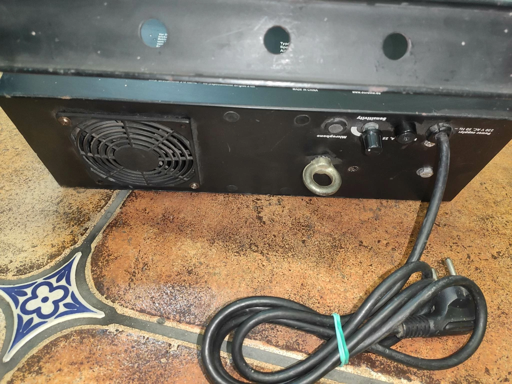 eurolite-derby-d-16-product-id